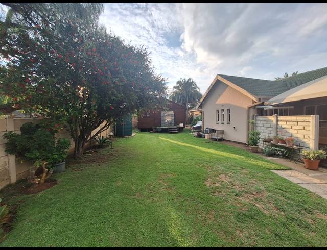 3 BEDROOM HOUSE FOR SALE IN VANDERBIJLPARK SE 7